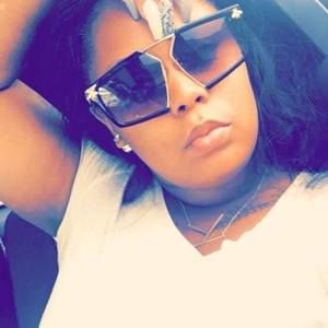 Meet your Posher, Kenyiata conswela